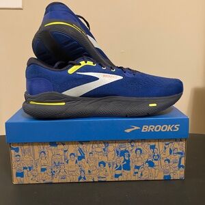 Men’s Brooks Ghost Max 10.5 D//Medium Surf The Web/Peacoat/Sulfur Color w/Box!!!